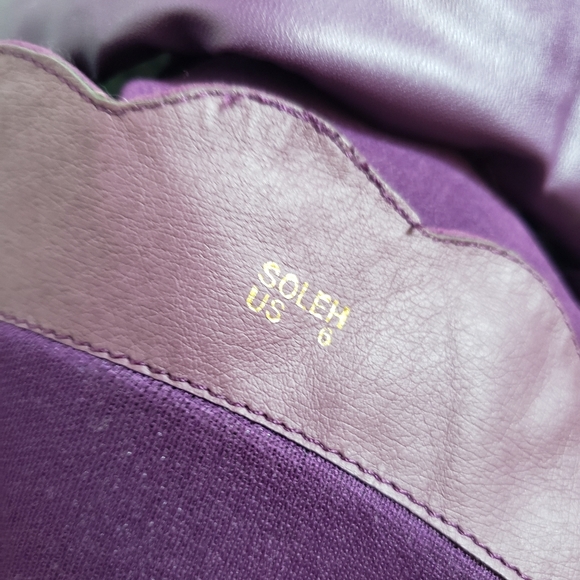 ❌SOLD❌ Knee-High Soleh Boots With Scalloped Edge and Wrap - Picture 7 of 9